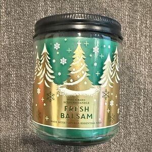 White Barn Fresh Balsam Candle - Green and Gold